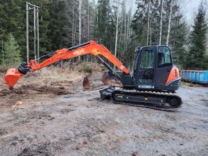 KUBOTA KX080-4