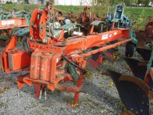 KVERNELAND AD 85 (P228), Ground implements