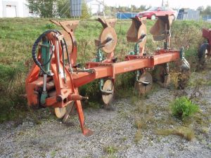 KVERNELAND E-120 4 (P280), Ground implements