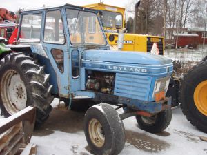 LEYLAND 270, Тракторы