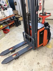 LINDE L14 AP, Trucks / stacker