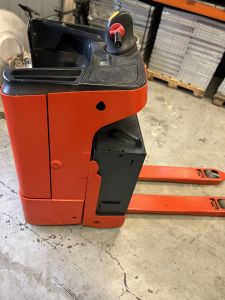 LINDE T20SF, Truckar / låglyftare