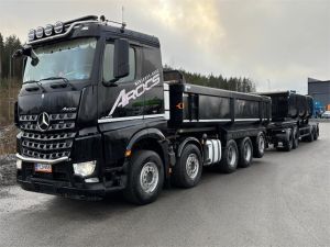 Mercedes-Benz Arocs 4463 10x4 + AM 4 aks. kasetti