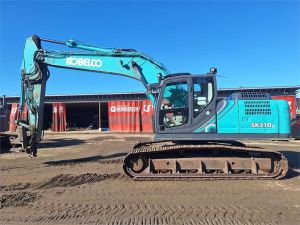 Kobelco SK210LC-10 Kallistajalla
