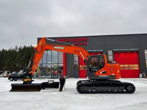 Doosan DX 235 LCR-5 / Engcon, 3 Kauhaa, Rasvari, Lämmitin