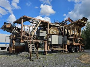 LOKOMO C100B Leukamurska, Crushers