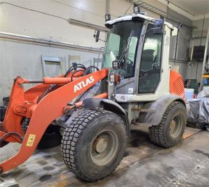 Atlas AR75, Kauha, Hiekoituskauha, Aura, Piikit