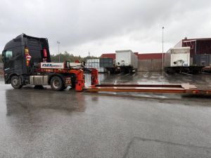 Kel-Berg Lowbed EXTENDABLE  Steering Axles with remo