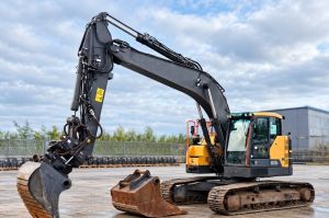 Volvo ECR 235 EL + 3D tulossa pirkkala
