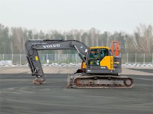 Volvo ECR235EL PUSKULEVY STAGE 5 VÄHÄN AJETTU