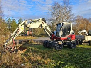 Takeuchi TB295W, Rototilt, Webasto, 2 kauhaa, Harja