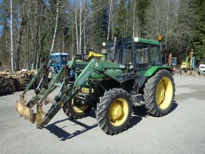JOHN DEERE 1140 4x4 etukuormaaja