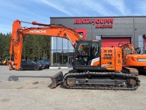 Hitachi ZX 225 USLC-7 / Puskulevy, Stage V