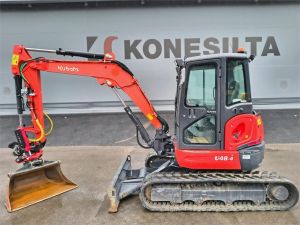 KUBOTA U48-4 PYÖRITTÄJÄLLÄ, Mini-excavators < 7t