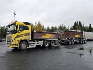 VOLVO FH16 8x4, Jyki KHT automaattikasetti, 2-axlig