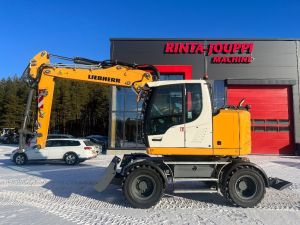 LIEBHERR 913 Comp / Rasvari, Stage V, Takuu 12kk