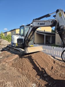 Bobcat E 62 / Pyörittäjä, 3 kauhaa, Rasvari, Vasara