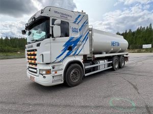 Scania R500 V8 6x2 480000km, Vesisäiliö 19m3, leviävä kas