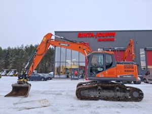 Doosan DX160LC / Metsämalli, Engcon, Kauha, Rasvari, YM!, Telakaivukoneet