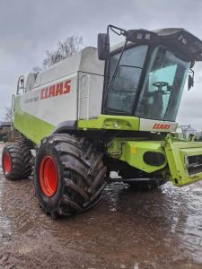 CLAAS LEXION 510, Уборочные машины