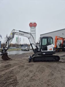 Bobcat E 80, Midikaivukoneet 7t - 12t