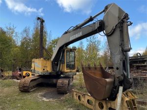 ÅKERMAN EC 230 JÄMERÄ KAIVURI, Bandburna grävmaskiner