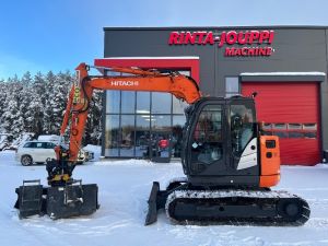 HITACHI ZX 85 US-6 / Engcon, 3 Kauhaa, Rasvari!, Midigrävmaskiner 7t - 12t