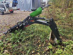 AVANT 210 Kaivulaite, Equipments