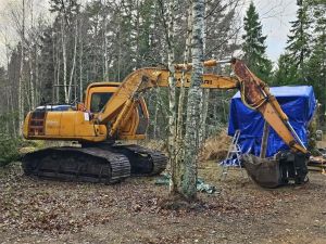 Hyundai Robex 130LCM-3, 2 kauhaa, Routapiikki