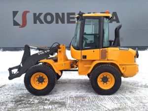 Volvo L30G UUSILLA RENKAILLA, Pyöräkuormaajat