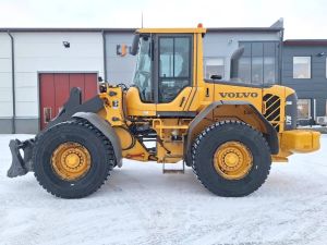 Volvo L70F VAAKA, UUDET RENKAAT, Pyöräkuormaajat