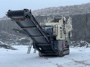 METSO Lokotrack LT220GP, Crushers