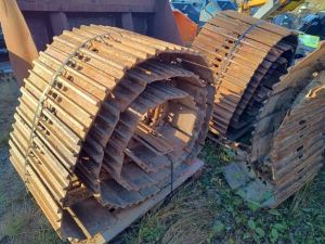 [OTHER] KÄYTETYT 700MM TELAT, Equipments for construction machines