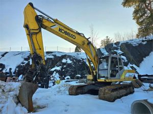 Kobelco SK210LC, Kallistuva luiskakauha