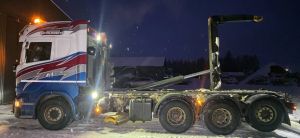 SCANIA R560 8X4, Demountable trucks, 2-axle