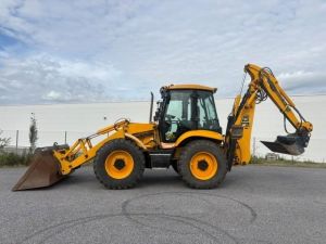 JCB 4CN Kallistajalla, Grävlastare