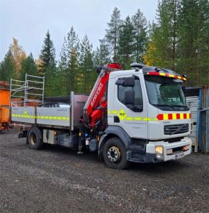 VOLVO FL240 4x2, Ferrari F710 A3, 2-axlig