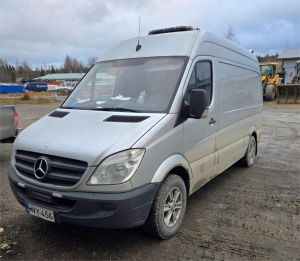 MERCEDES-BENZ Sprinter 316CDI, Webasto, Lätta budbilar / skåpbilar