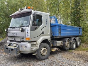 SISU E11 8X2 Tienhoitoauto, 2-двуосный