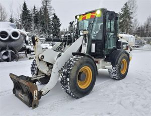 CAT 906H2