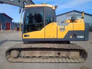 Volvo EC160DL PYÖRITTÄJÄ PIHDEILLÄ