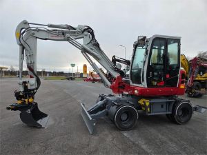 Takeuchi TB370w