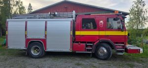Scania P 82 M Huoltoauto