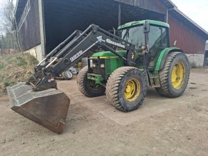 John Deere 6410