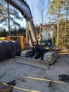 VOLVO ECR 88 D, Средние экскаваторы