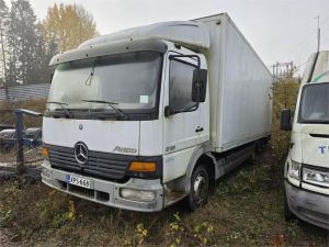 Mercedes-Benz Atego 818