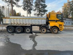 Sisu E12, 2-akselinen