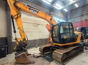 JCB JS130LC T4 KALLISTAJALLA