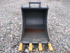 [OTHER] Kuokkakauha 650mm kynsillä Kärsä S40 3-6tn koneet, Skopor / tiltrotatorer / klämmor