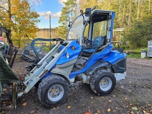 MULTIONE SL840DTP, Trukkipiikit, Мини-погрузчики